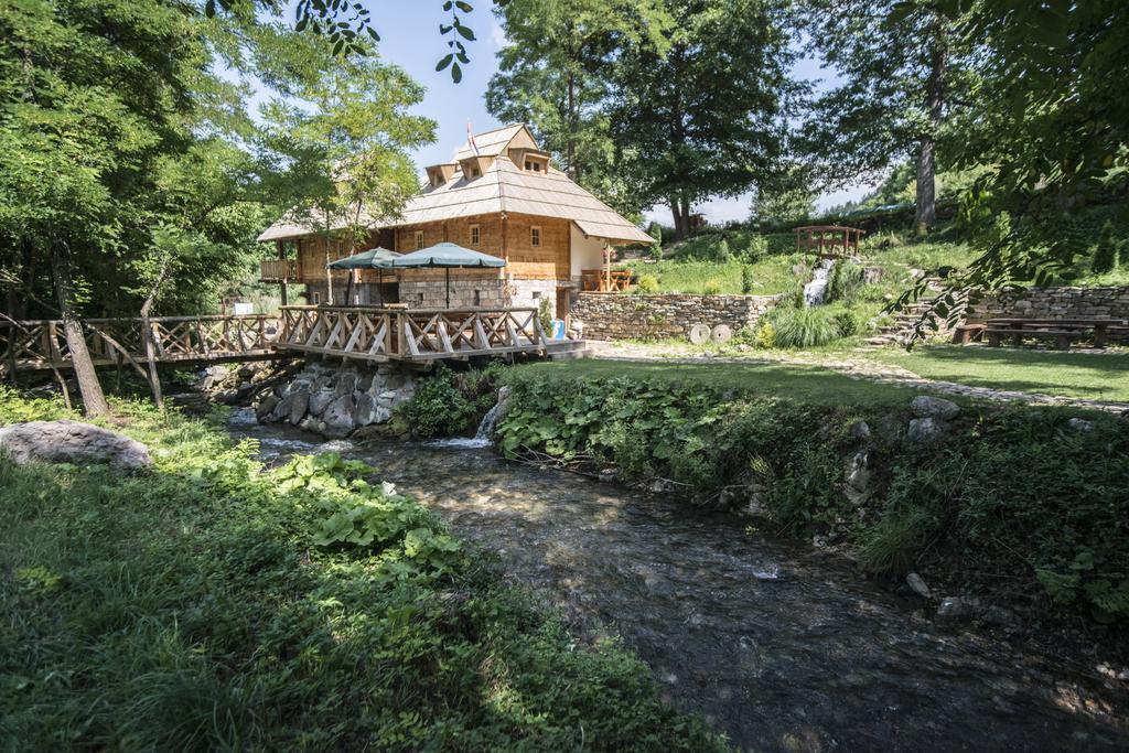 Gradacka Banja Brvnare Apartment Gradac  Exterior photo